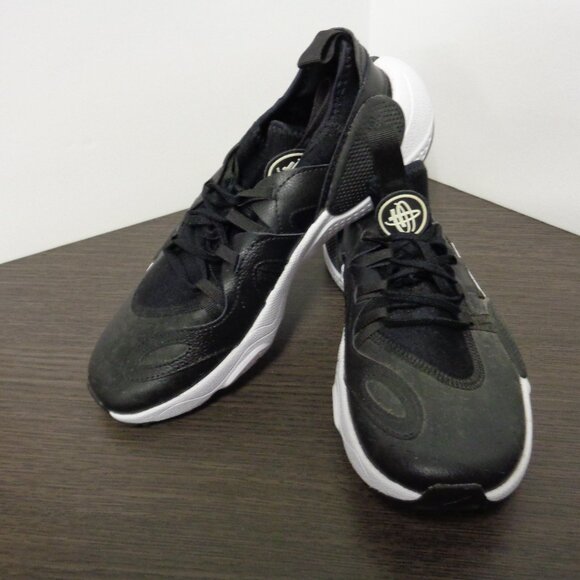 Brand New NIKE Huarache AQ2431-001 Black Running Shoes